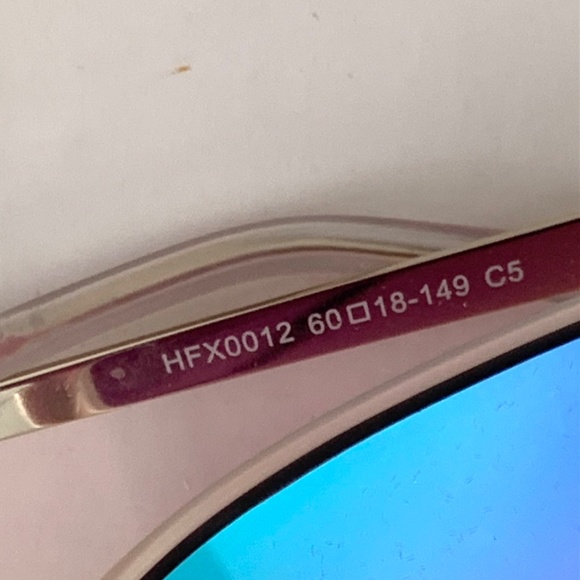 Jim Halo sunglasses with case - Picture 8 of 9